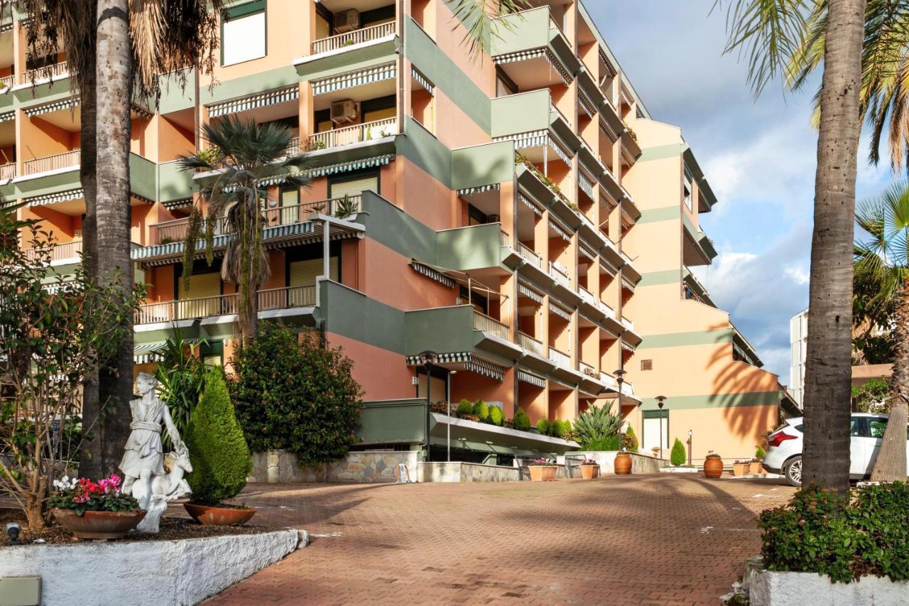 Sanremo Seaside Studio Luaran gambar