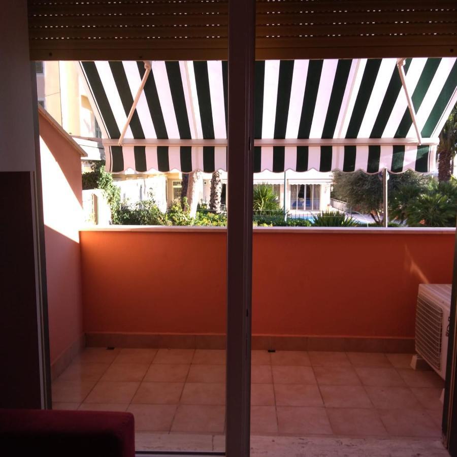 Sanremo Seaside Studio Luaran gambar